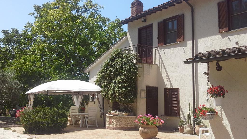 Bed And Breakfast Casale Isorella San Gemini Ngoại thất bức ảnh